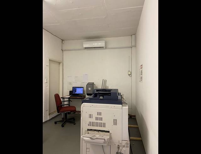 425M² WAREHOUSE TO LET IN RANDBURG CENTRAL